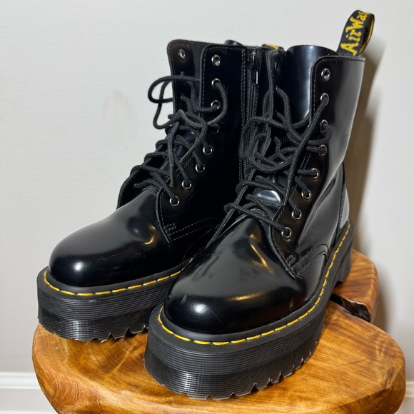 Dr. Martens Jadon Blk Leather Platform Lace-Up Boots with Yellow Stitching Sz. 7 - Picture 2 of 15